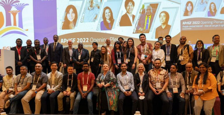 State ministers participate in 54th APNIC conference in Singapore