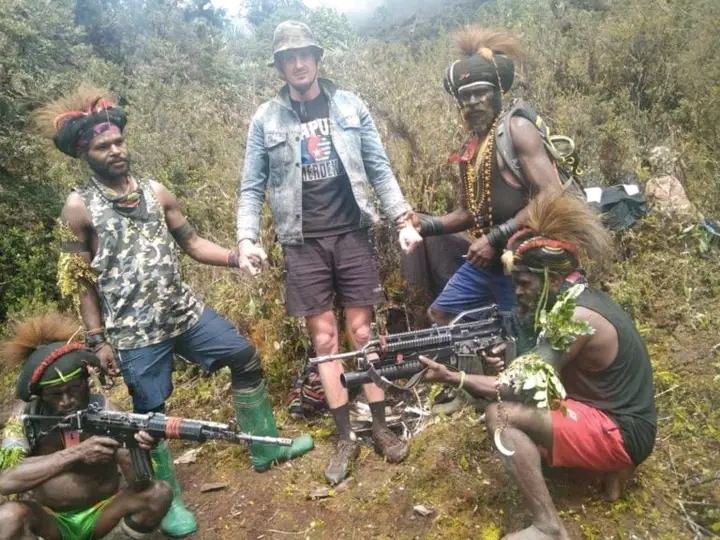 Kidnapped NZL pilot not PNG problem