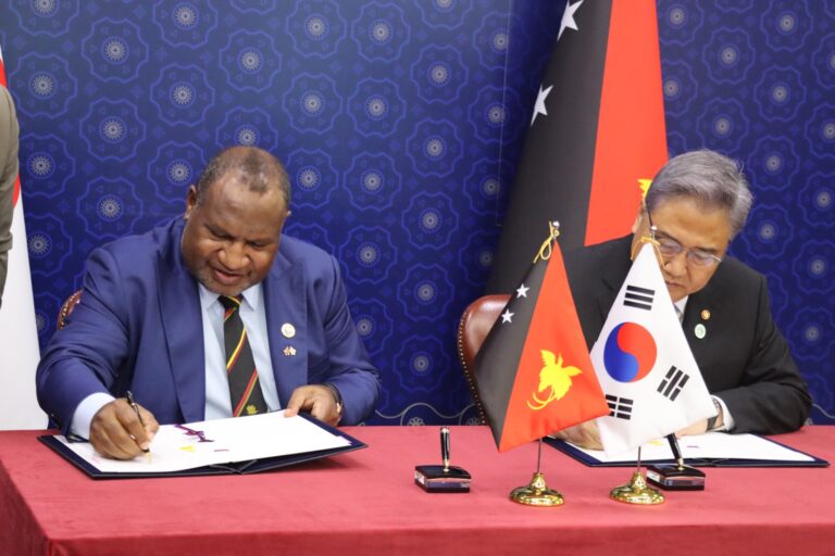PM MARAPE SIGNS VISA WAIVER AGREEMENT WITH REPUBLIC OF KOREA