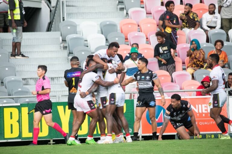 PNG Hunters dominateTweed