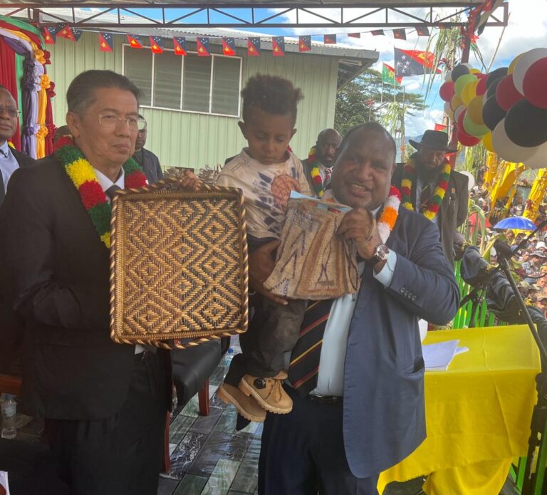 PM MARAPE RECEIVES LUFA FIVE-YEAR DEVELOPMENT PLAN