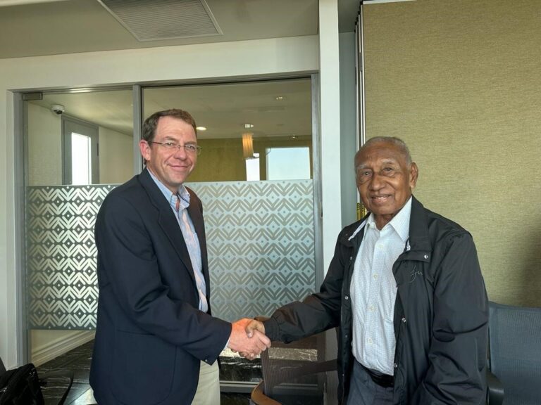 Sir J congratulates Pretorius’s appointment as Newmont MD