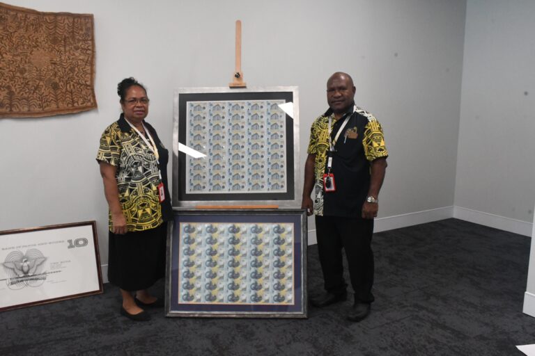 Take damaged banknotes to BPNG, says analyst