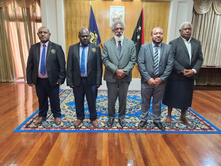 New political parties’ registrar and acting ombudsman commissioner sworn in