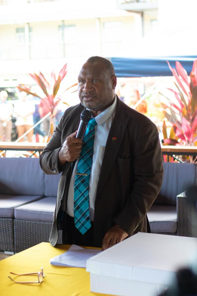 Prime Minister Marape Commends ‘Connect PNG’ Contractors for Creating 30,000 Jobs Across Papua New Guinea