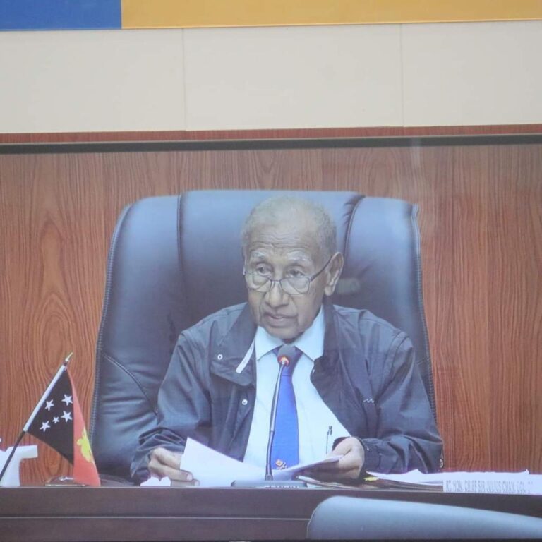 Sir J calls for Ian Ling-Stuckey’s sacking