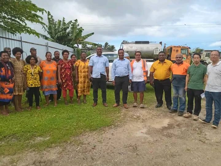 Works Minister visits Manus Highway redevelopment project