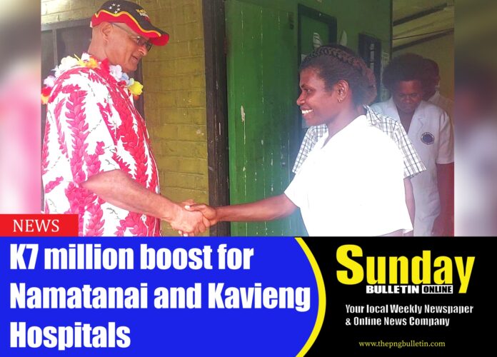 Governor Schnaubelt meets health workers in a recent visit with a government team to the Namatanai rural hospital. Photo supplied.