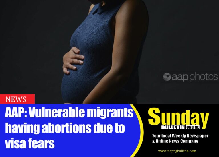 Migrant women fear they will breach their visa conditions if they can't work due to pregnancy. (Tracey Nearmy/AAP PHOTOS)