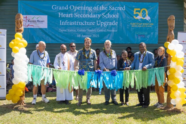 Rural school unveils new Australian-funded facilities  