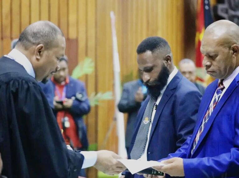 New MPs Mise and Karipe take oaths of office in Parliament