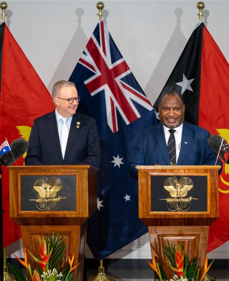 Aust gifts PNG with new Parliament wing