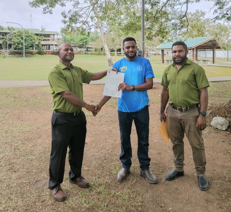 UPNG MBLSA Receives K119 000 for school fee subsidy