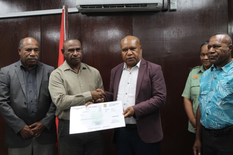 DPLGA presents K500,000 to Works Department for maintenance of Wutung border admin building
