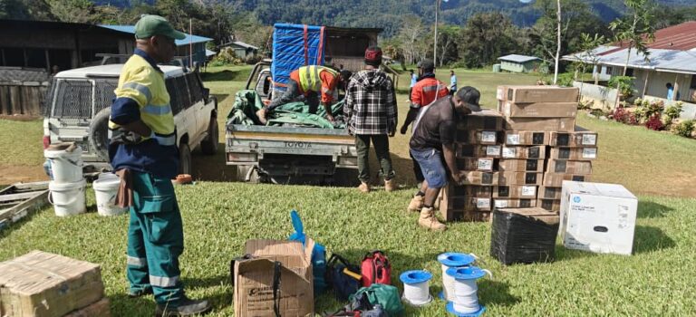 PRG & MRDC Roll Out E-Library Project to 7 Schools in Southern Highlands