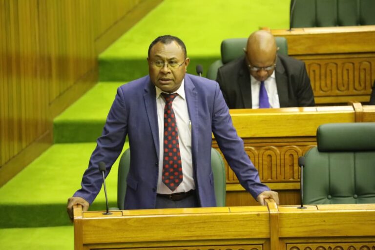 Opposition slams shortage of medical drugs