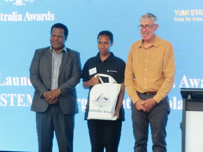 Australia government launches STEM scholarships