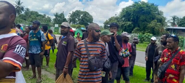 Disgruntled teachers in Oro demand outstanding leave fares