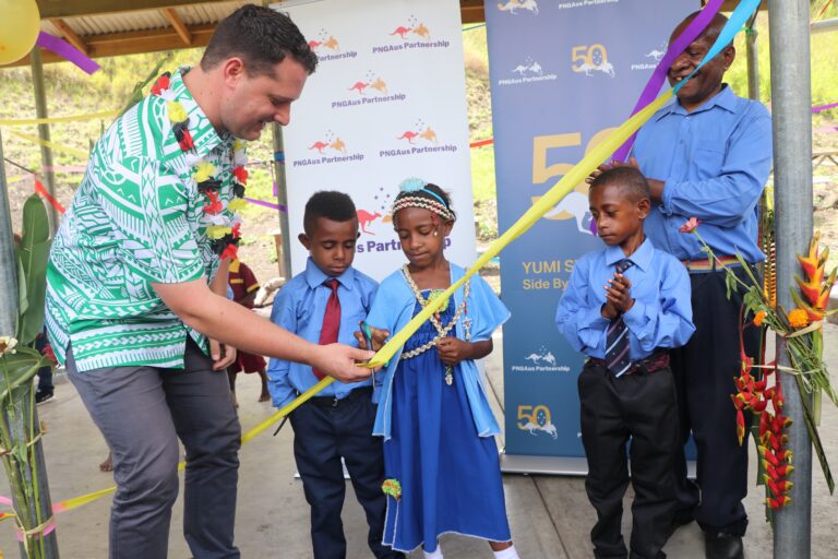 Partnership delivers clean water and improved learning spaces in Morobe