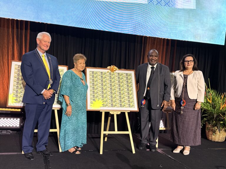 NEW K100 BANKNOTE FEATURING LATE SIR JULIUS CHAN FORMALLY LAUNCHED