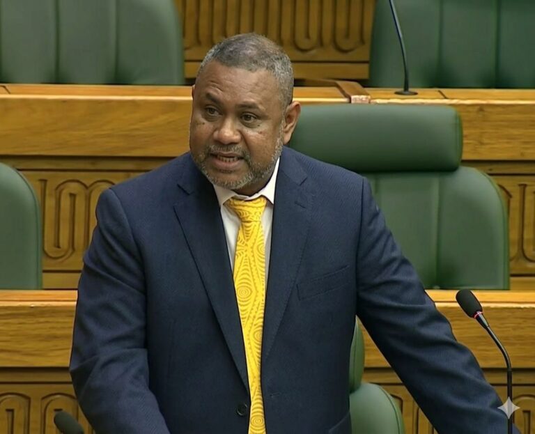 Iduhu Presents Major Customary Land Reform Report to Parliament
