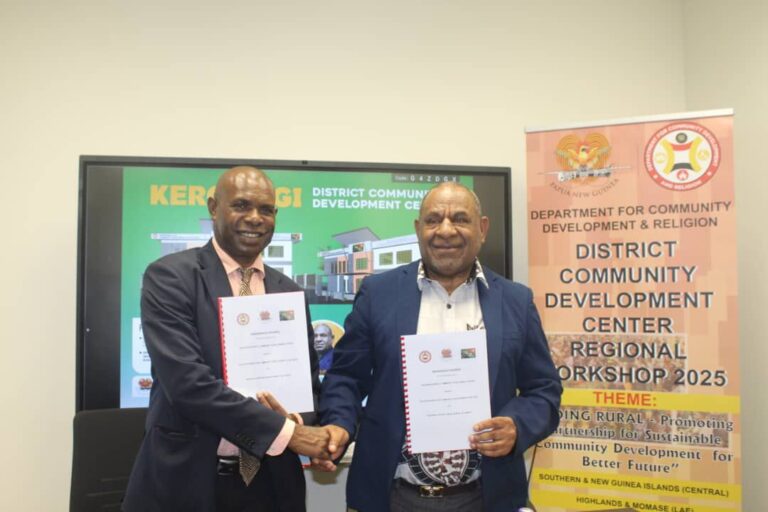 Kerowagi District signs DCDC agreement with DFCDR