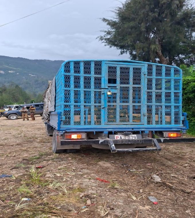 PNGDF soldiers seize 460 cartons of beer in Enga operation