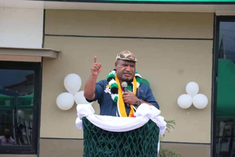 PM opens Tari BSP Branch, IRC Office, Enopi Police Barracks