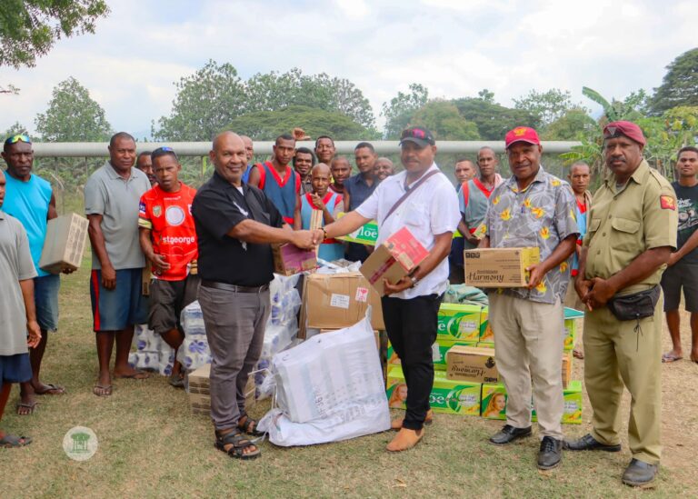 Mangi Last Percy donates essentials to Bomana Prison