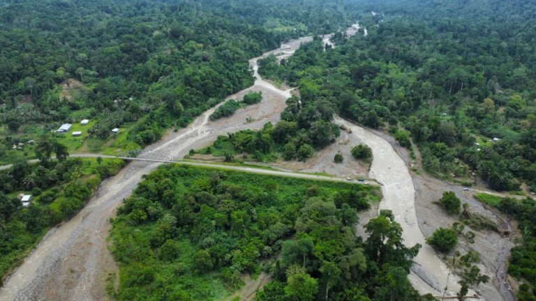 Australia partnering with DoWH to restore national road access following Cyclone Maila