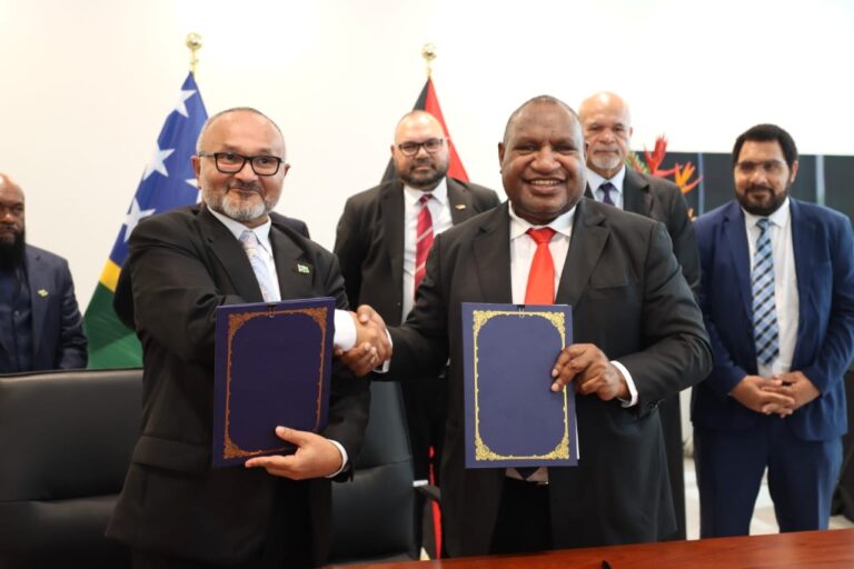 PNG and SI signs Framework Agreement