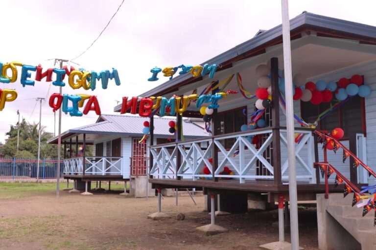 RPNGC Opens Five New Duplexes in Bumbu Barracks