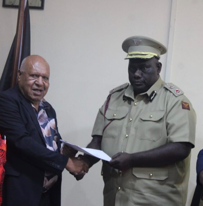 PNGCS Presents K4 Million to Enga for Mukurumanda Correctional Facility
