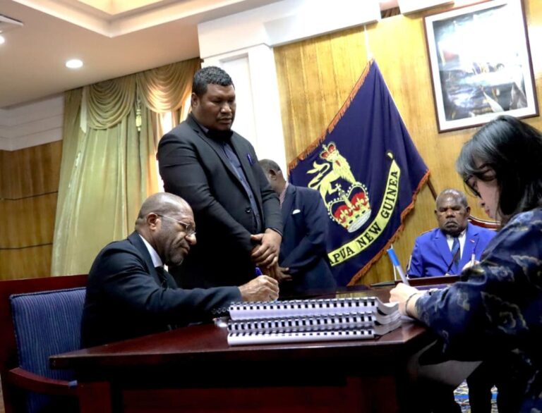 PNG Defence signs K30.7m contract to restore CASA P2-502